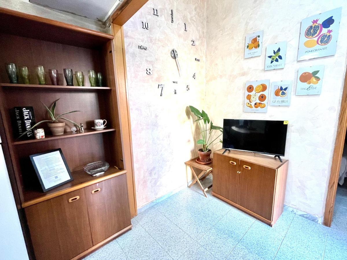 Romuhouse Economy Apartment Metro B Dış mekan fotoğraf